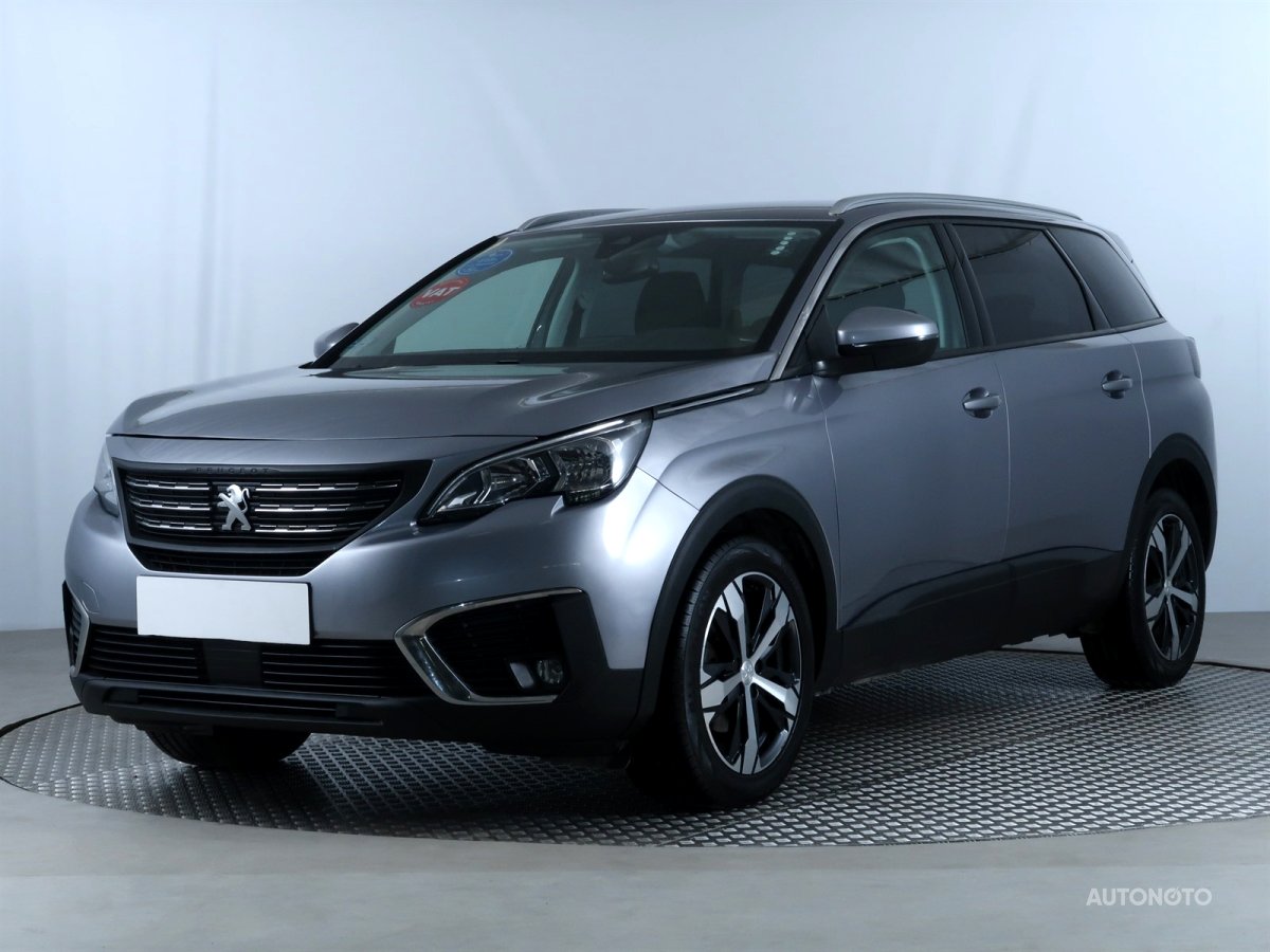 Peugeot 5008, 2018 - pohled č. 3