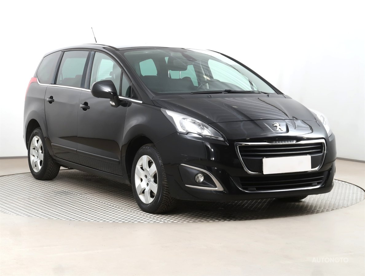 Peugeot 5008, 2016 - celkový pohled