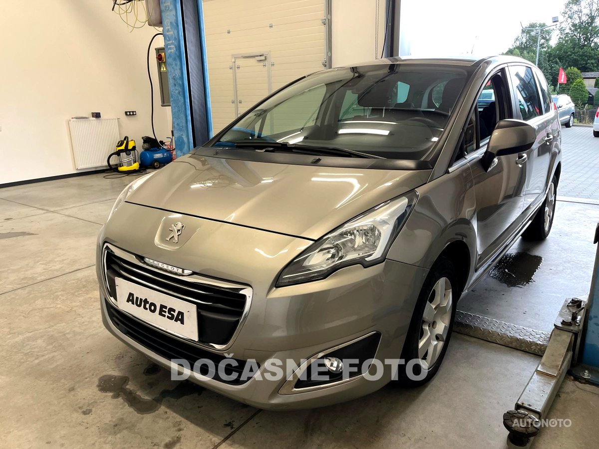 Peugeot 5008, 2016 - celkový pohled