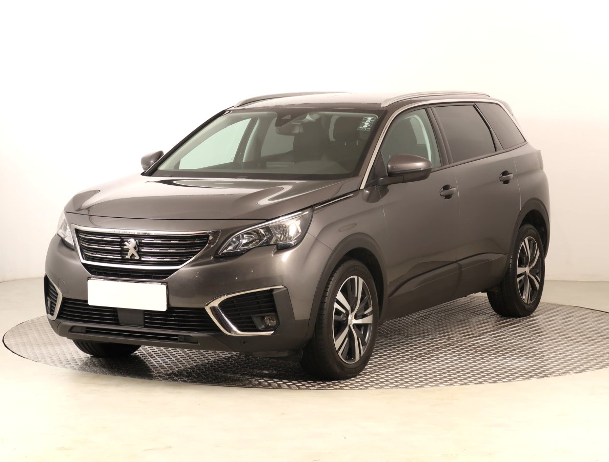 Peugeot 5008, 2018 - pohled č. 3
