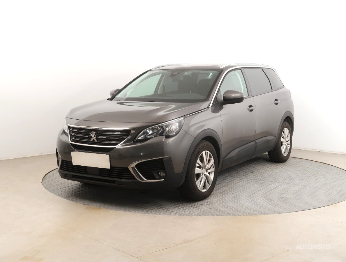 Peugeot 5008, 2017 - pohled č. 3