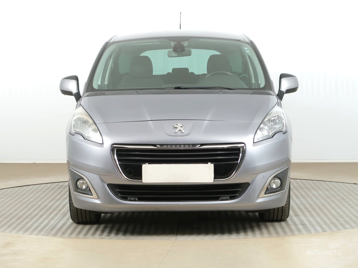 Peugeot 5008, 2015 - pohled č. 2
