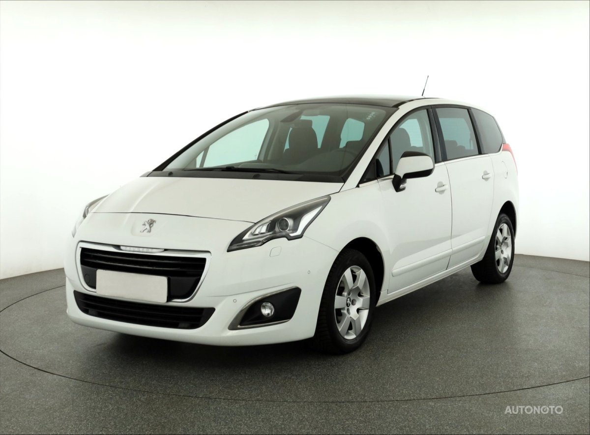 Peugeot 5008, 2016 - pohled č. 3