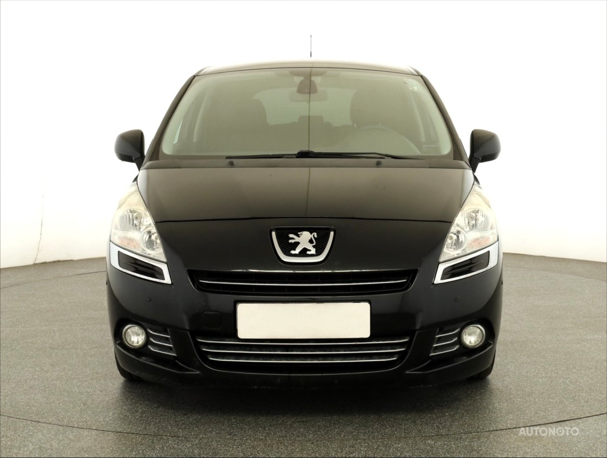 Peugeot 5008, 2011 - pohled č. 2