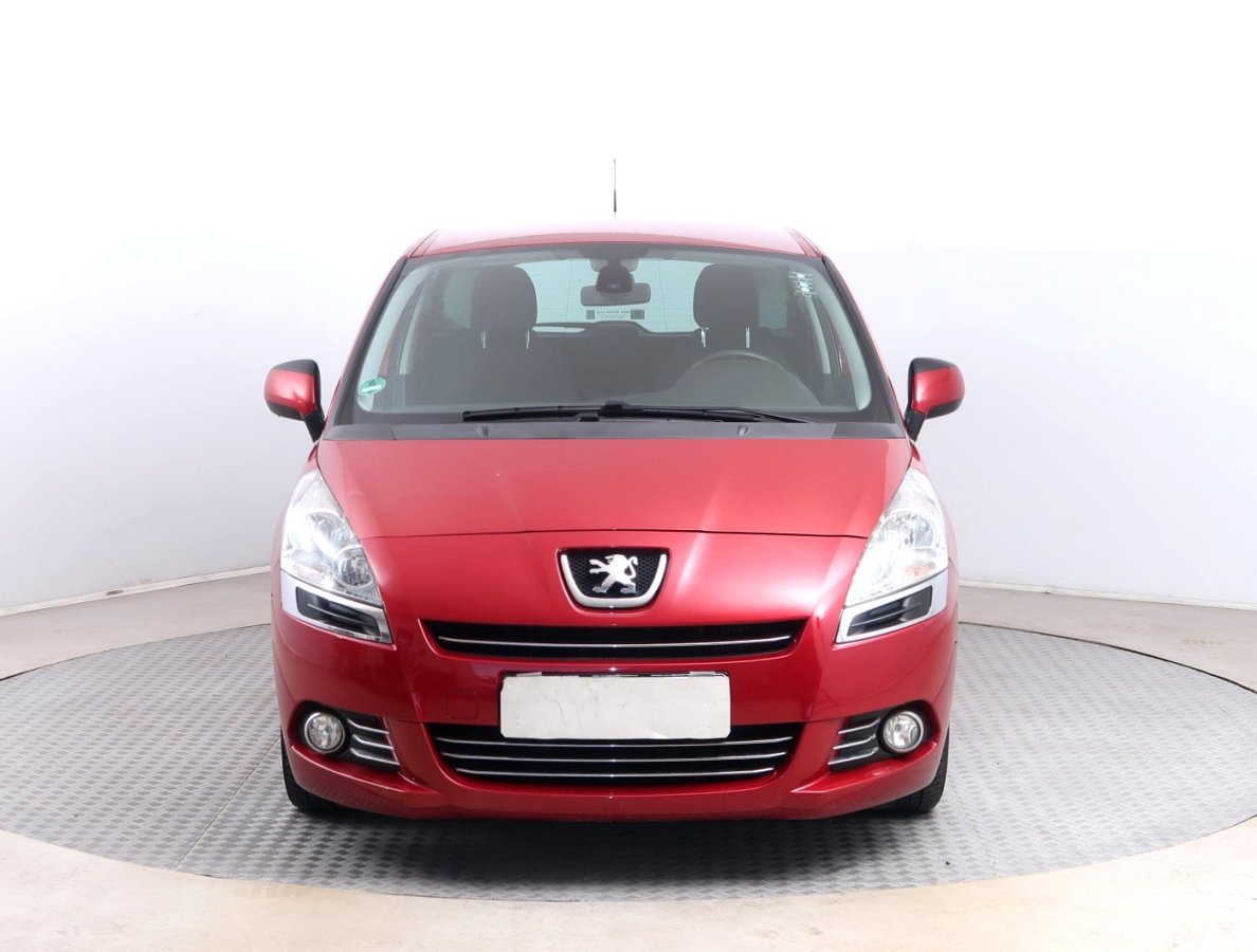 Peugeot 5008, 2013 - pohled č. 2