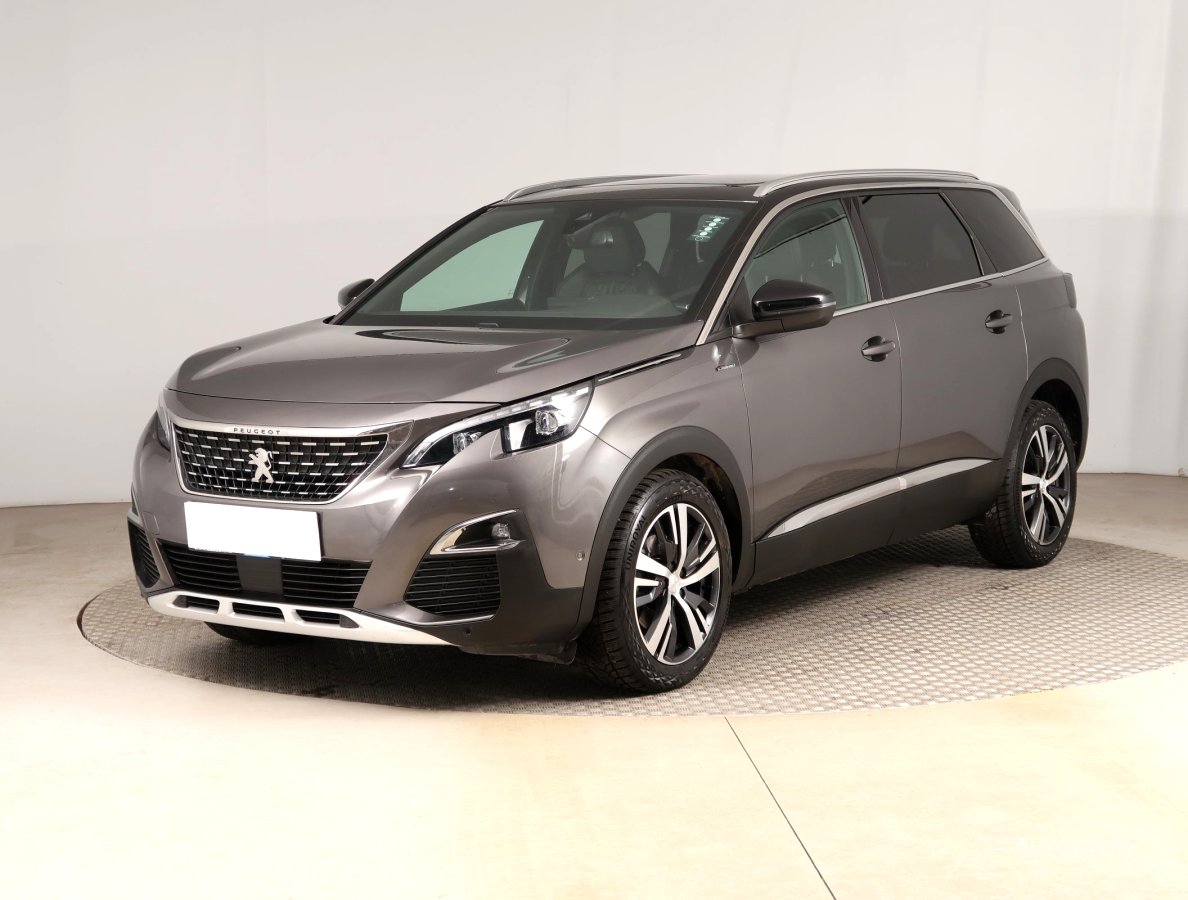 Peugeot 5008, 2020 - pohled č. 3