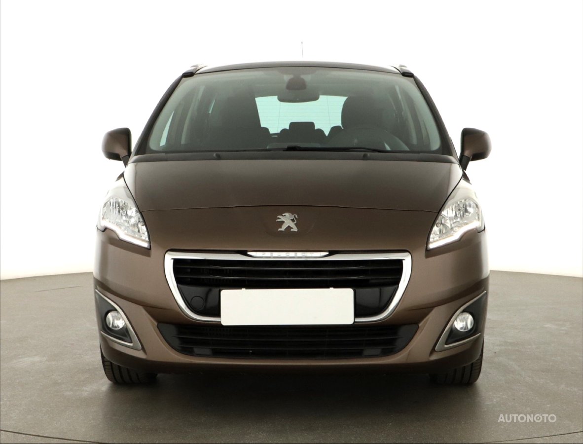 Peugeot 5008, 2015 - pohled č. 2