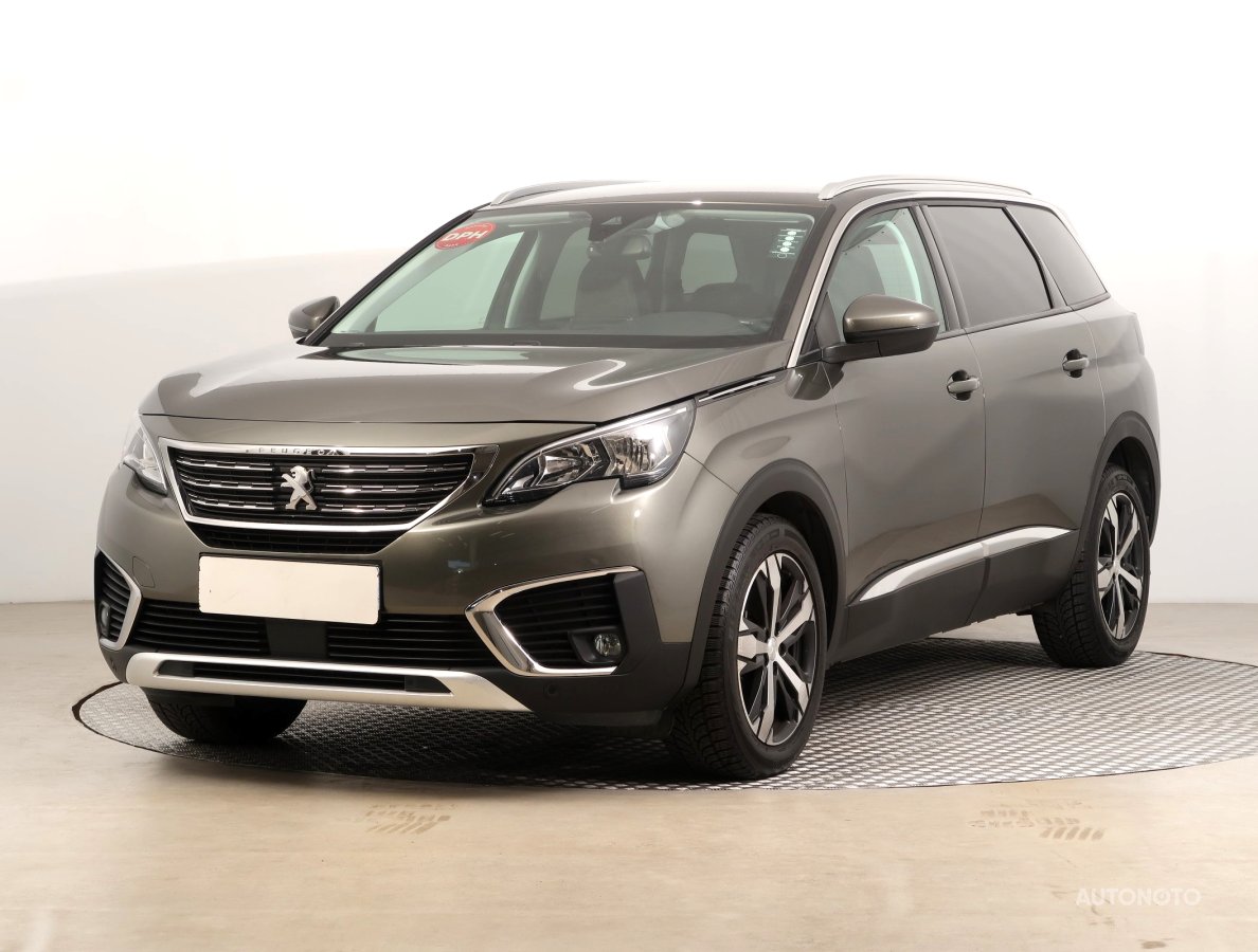 Peugeot 5008, 2019 - pohled č. 3