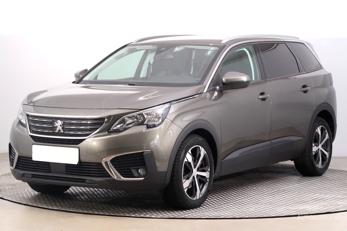 Peugeot 5008, 2019 - pohled č. 3