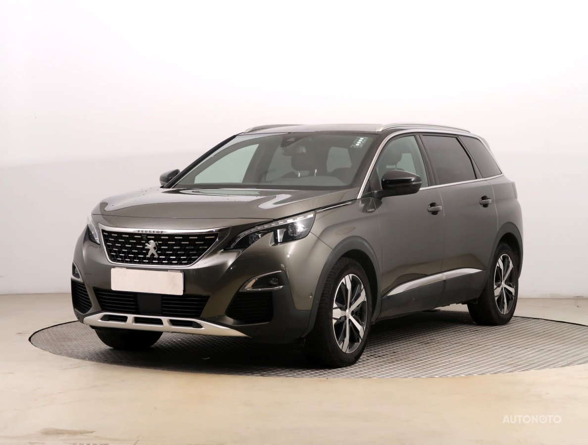 Peugeot 5008, 2020 - pohled č. 3