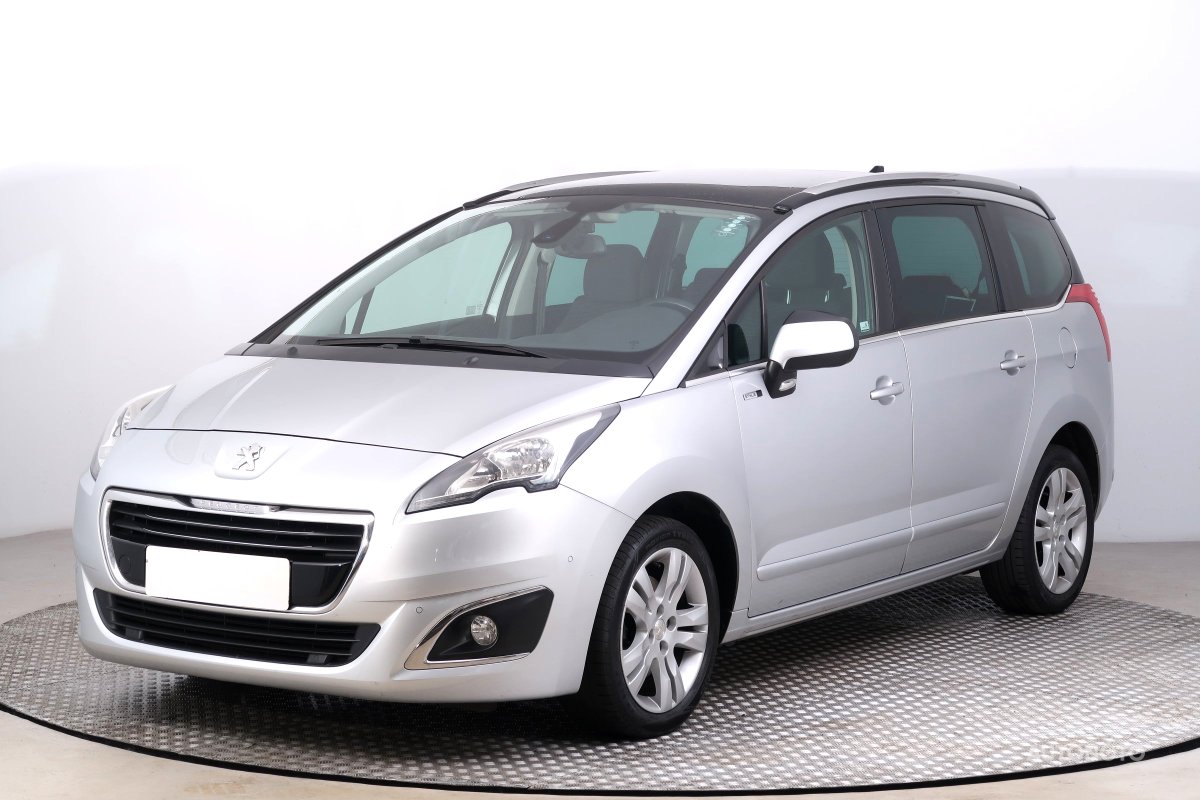 Peugeot 5008, 2016 - pohled č. 3