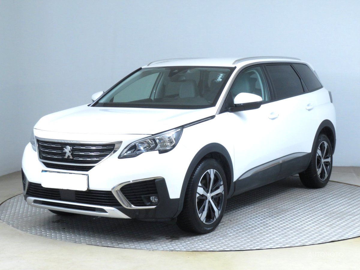 Peugeot 5008, 2020 - pohled č. 3