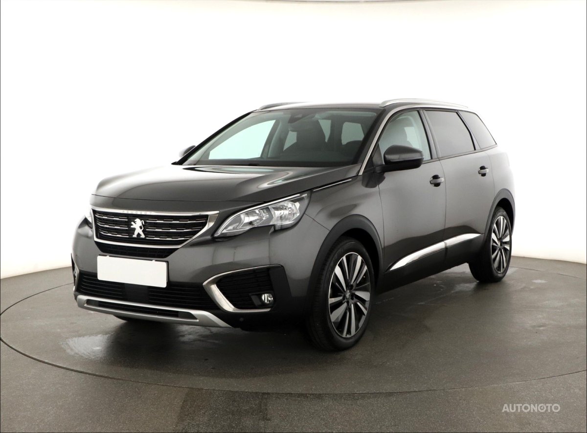 Peugeot 5008, 2017 - pohled č. 3
