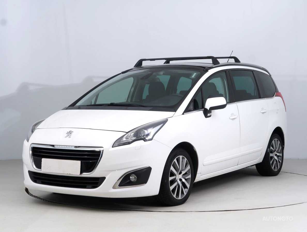 Peugeot 5008, 2014 - pohled č. 3