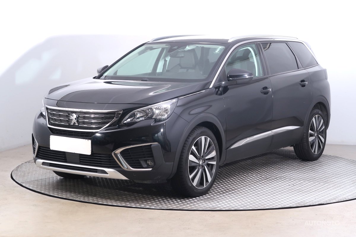 Peugeot 5008, 2018 - pohled č. 3