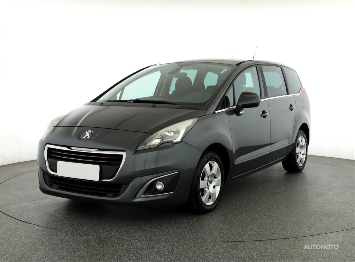 Peugeot 5008, 2015 - pohled č. 3