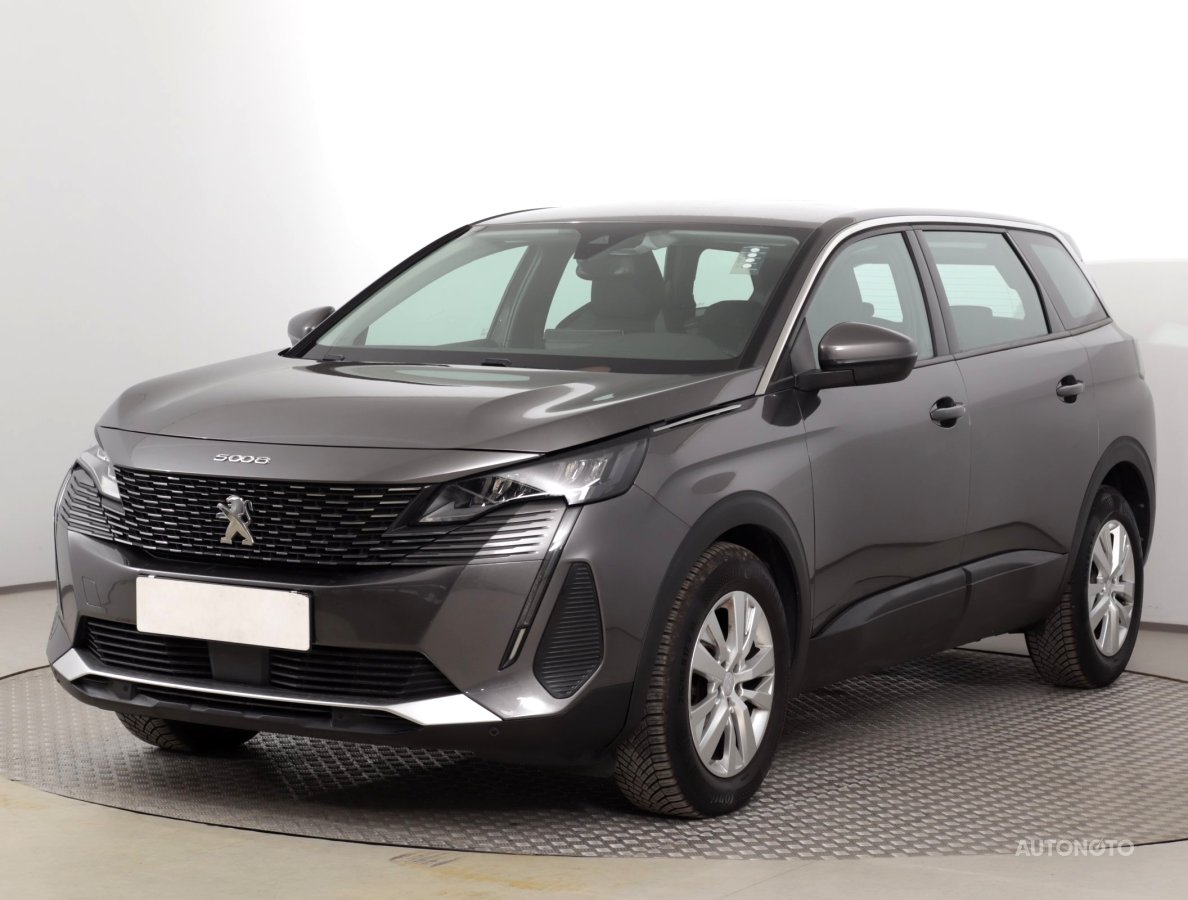 Peugeot 5008, 2021 - pohled č. 3