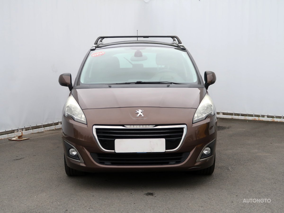 Peugeot 5008, 2015 - pohled č. 2