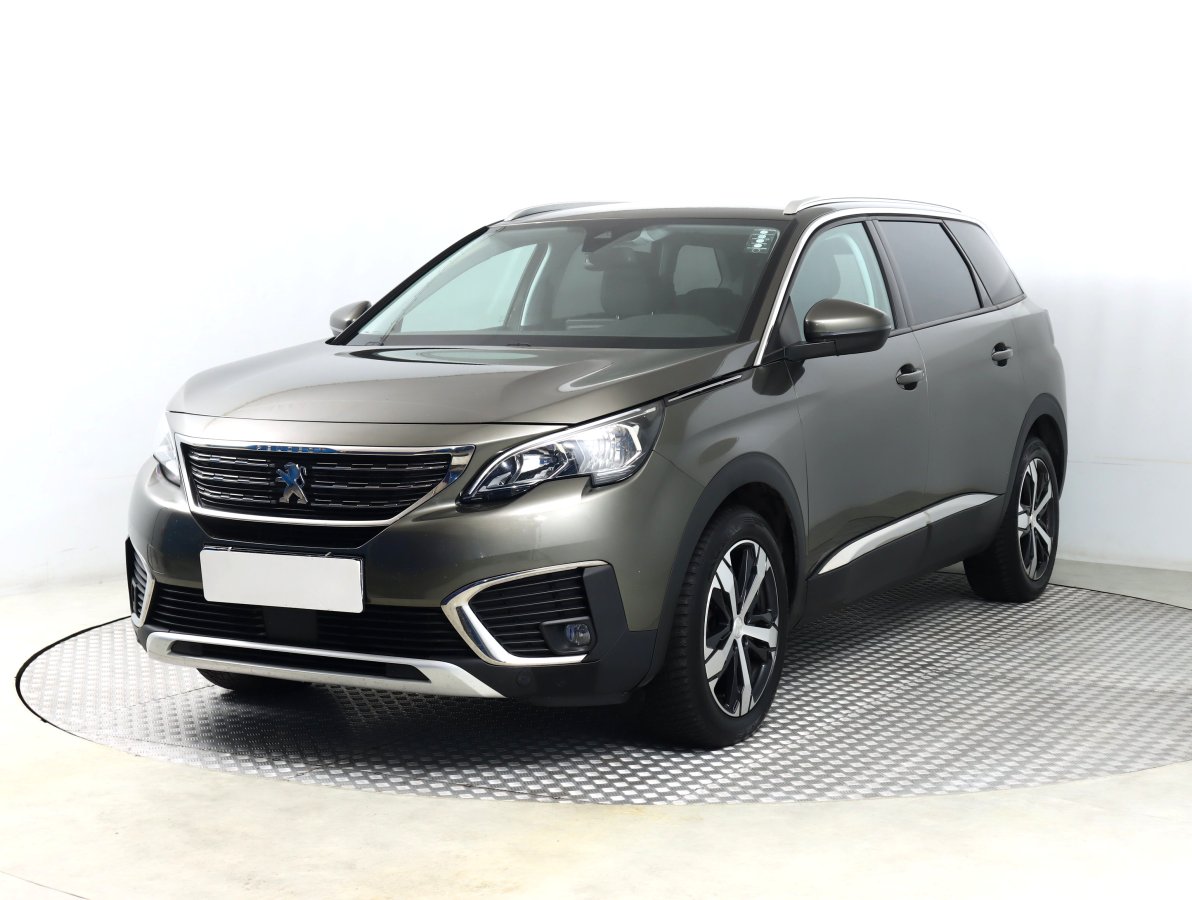 Peugeot 5008, 2018 - pohled č. 3