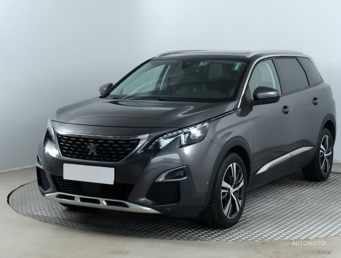 Peugeot 5008, 2017 - pohled č. 3