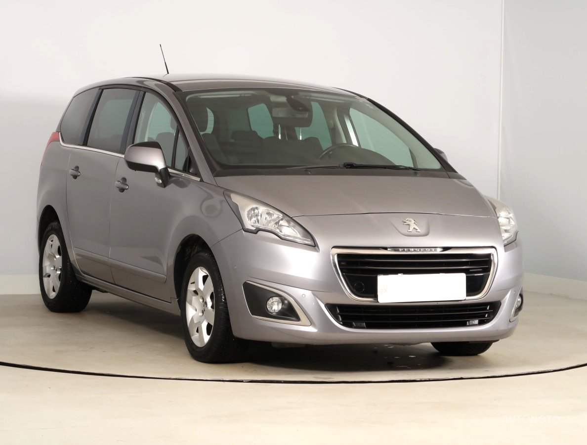 Peugeot 5008, 2016 - celkový pohled