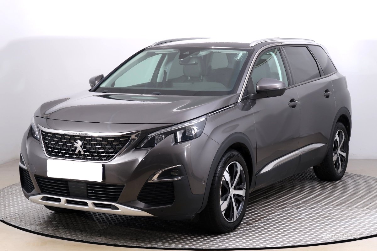 Peugeot 5008, 2017 - pohled č. 3