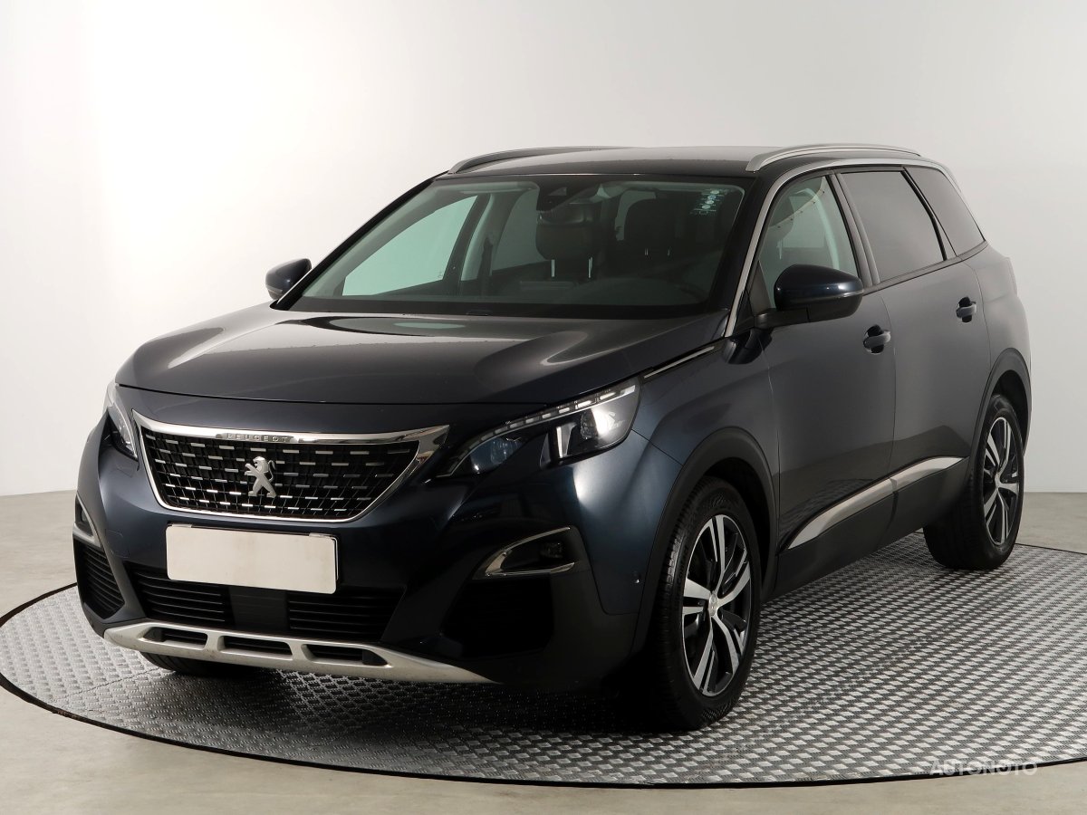 Peugeot 5008, 2017 - pohled č. 3