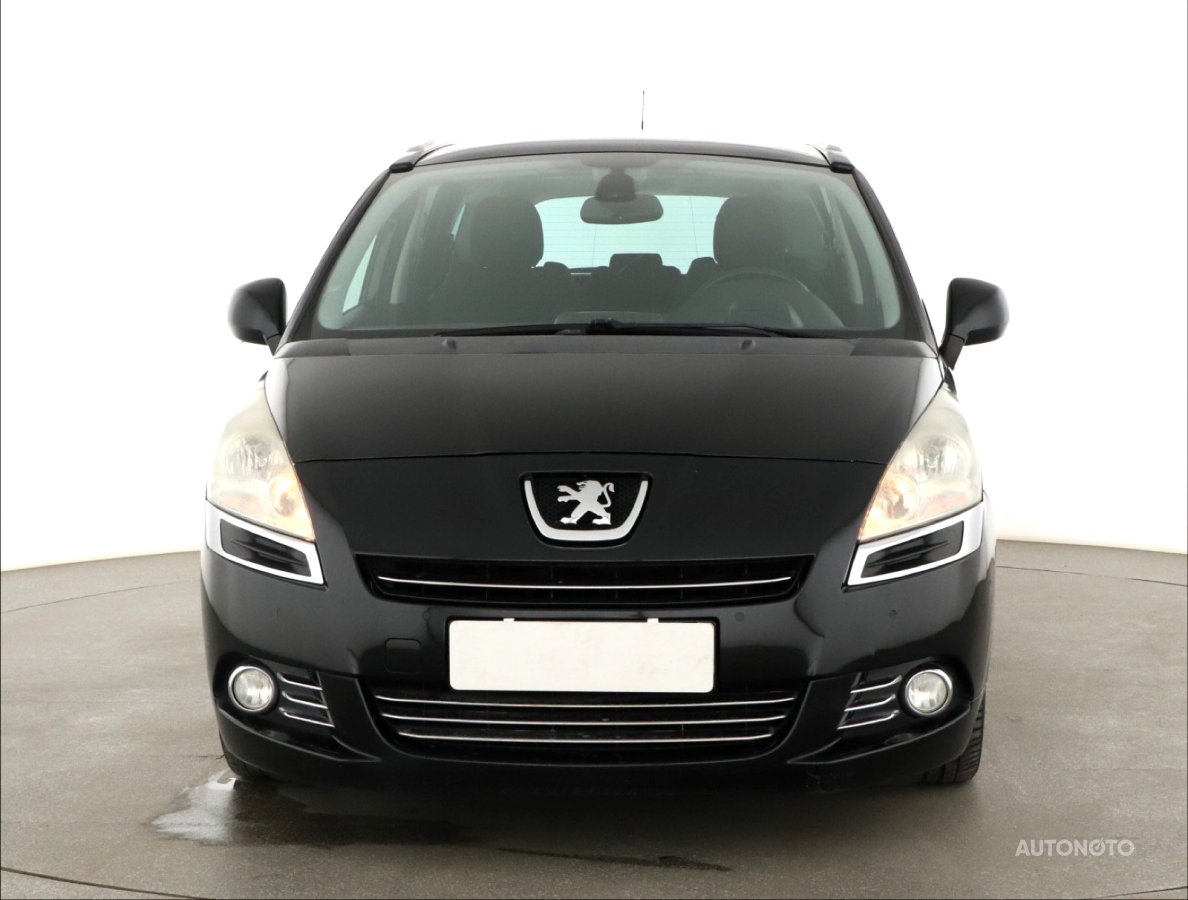 Peugeot 5008, 2012 - pohled č. 2