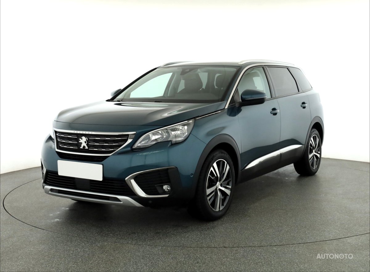 Peugeot 5008, 2018 - pohled č. 3