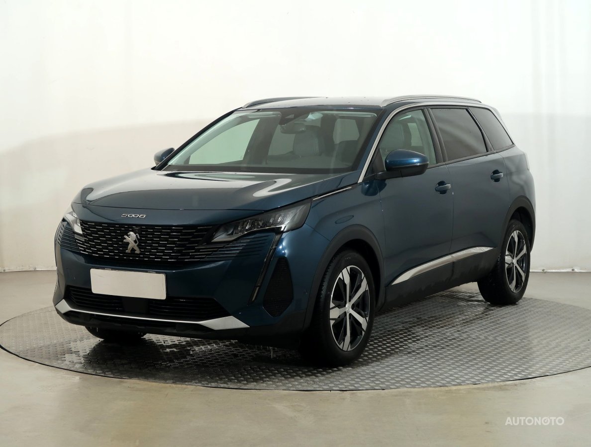 Peugeot 5008, 2021 - pohled č. 3