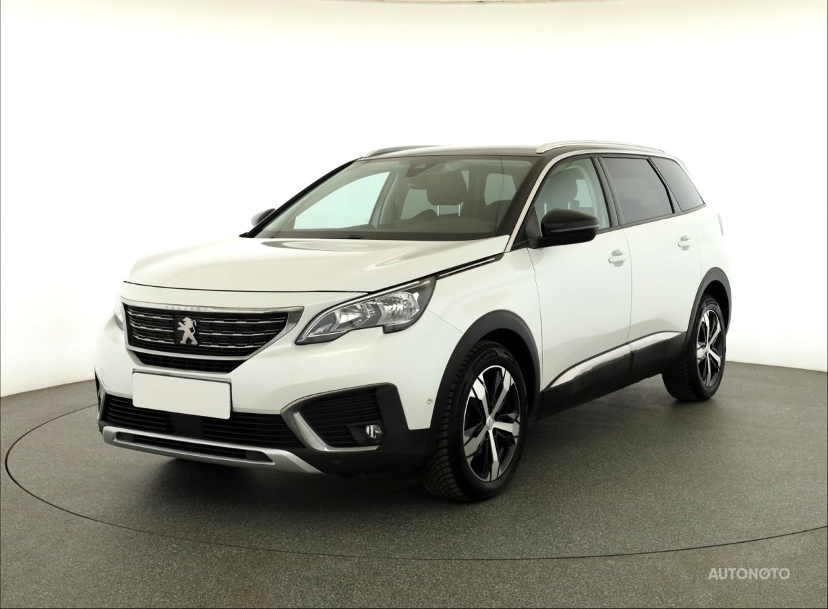 Peugeot 5008, 2018 - pohled č. 3