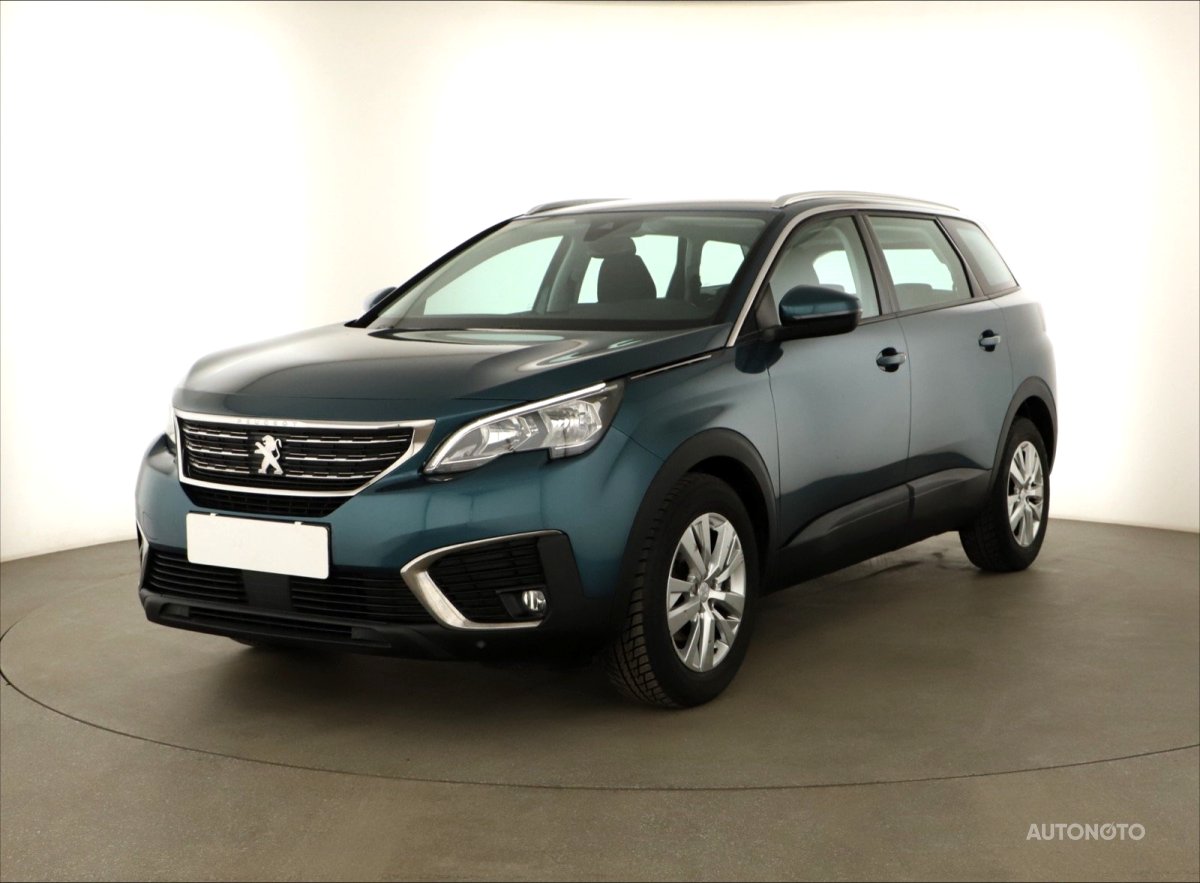 Peugeot 5008, 2018 - pohled č. 3