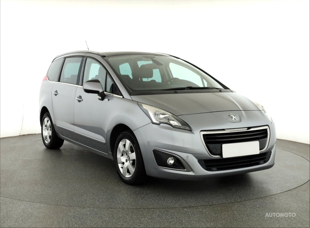 Peugeot 5008, 2017 - celkový pohled