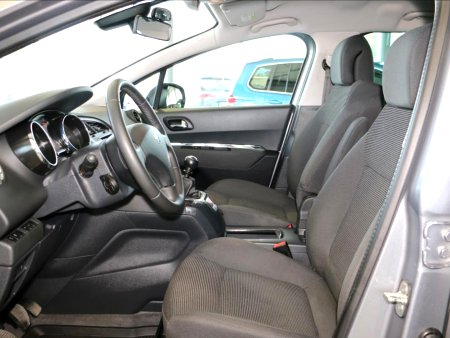 Peugeot 5008, 2016 - pohled č. 10