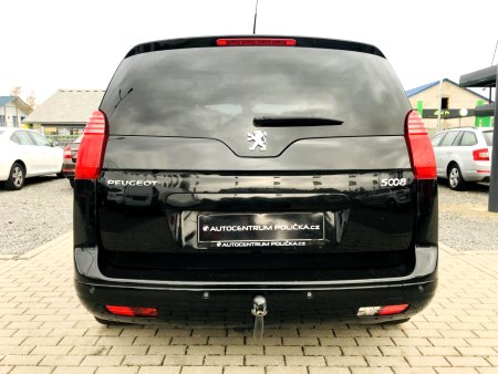 Peugeot 5008, 2011 - pohled č. 6