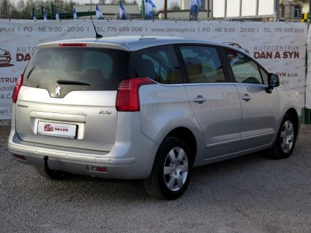 Peugeot 5008, 2011 - pohled č. 7