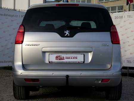 Peugeot 5008, 2011 - pohled č. 8