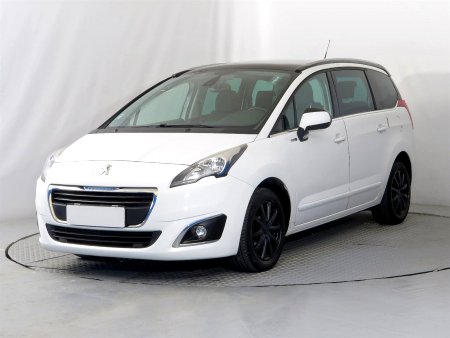 Peugeot 5008, 2014 - pohled č. 3