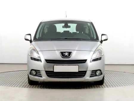 Peugeot 5008, 2011 - pohled č. 2