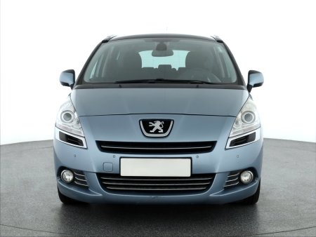 Peugeot 5008, 2011 - pohled č. 2