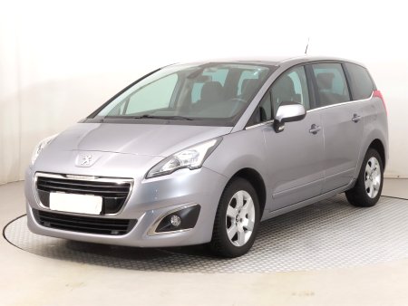 Peugeot 5008, 2015 - pohled č. 3