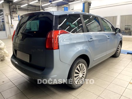 Peugeot 5008, 2013 - pohled č. 2