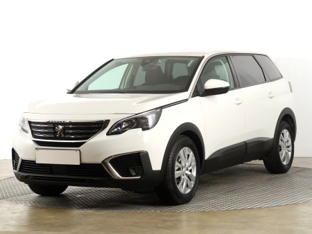 Peugeot 5008, 2019 - pohled č. 3