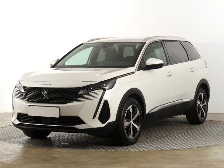 Peugeot 5008, 2021 - pohled č. 3