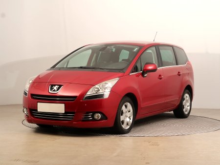 Peugeot 5008, 2011 - pohled č. 3