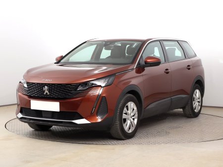 Peugeot 5008, 2021 - pohled č. 3