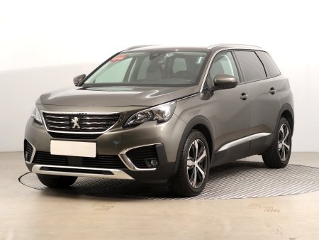 Peugeot 5008, 2019 - pohled č. 3