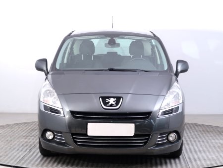 Peugeot 5008, 2013 - pohled č. 2