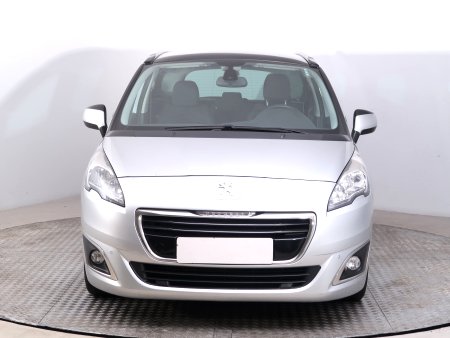 Peugeot 5008, 2016 - pohled č. 2