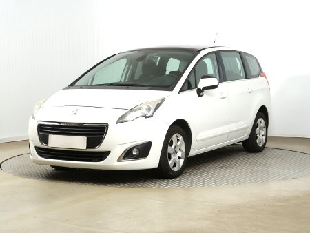 Peugeot 5008, 2014 - pohled č. 3